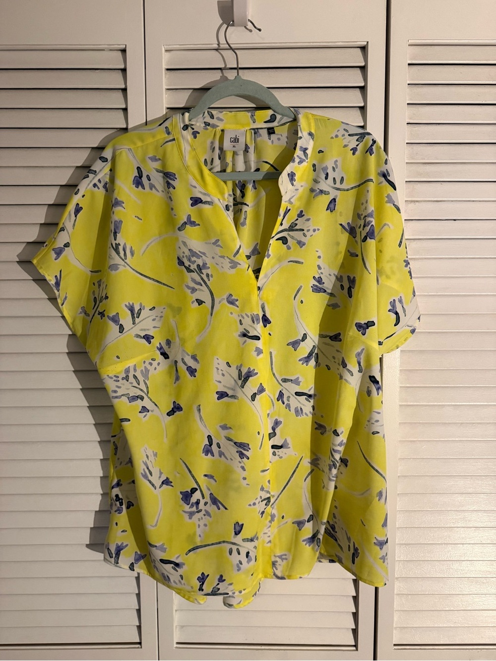 Cabi XL Yellow Floral Short-Sleeve Blouse